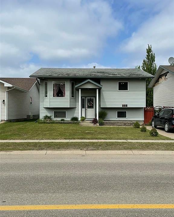 1st image of 248 22nd St E