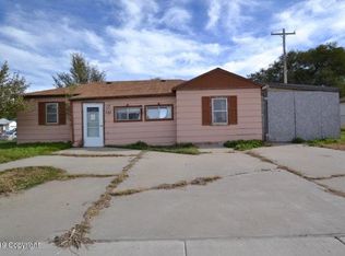 101 Stampede St, Newcastle, WY 82701