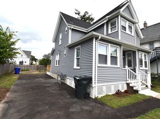 34 Collins St, Springfield, MA 01109