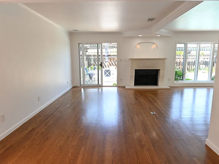 3655 Mona Way — Photo 7