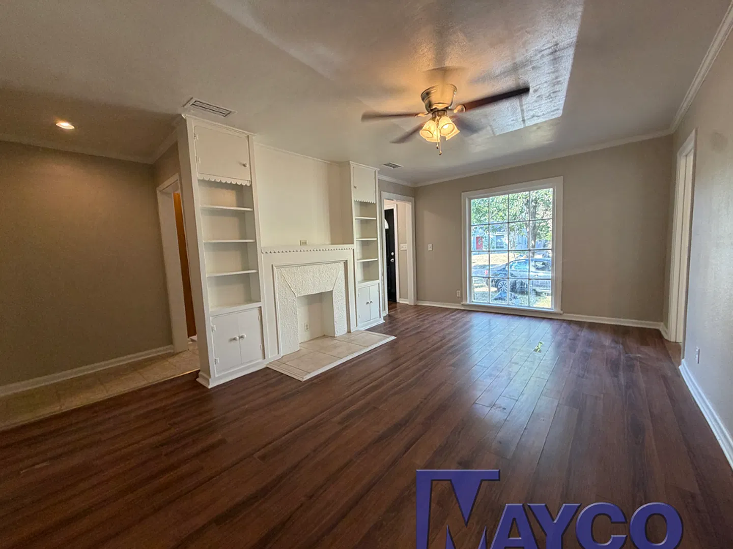 Stately 3-Bedroom, 2-Bath Fully Renovated Home in Historic Highland — Photo 3