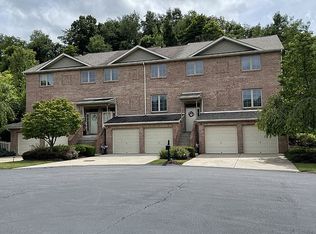 114 Kress View Dr, Oakdale, PA