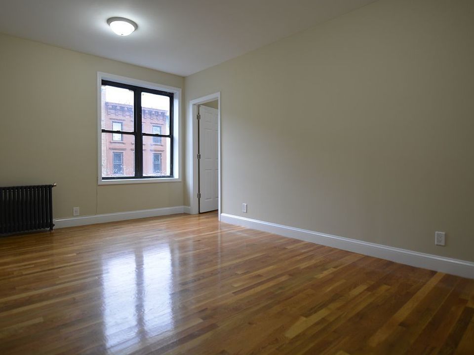 1st image of 45 Herkimer St #2