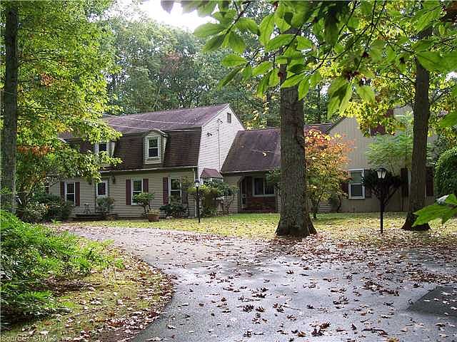 2nd image of 60 Old Miller Ln