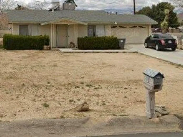 Valley Vista Ave — Photo 1