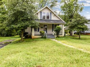 132 Wilson Ave, Maryville, TN 37803