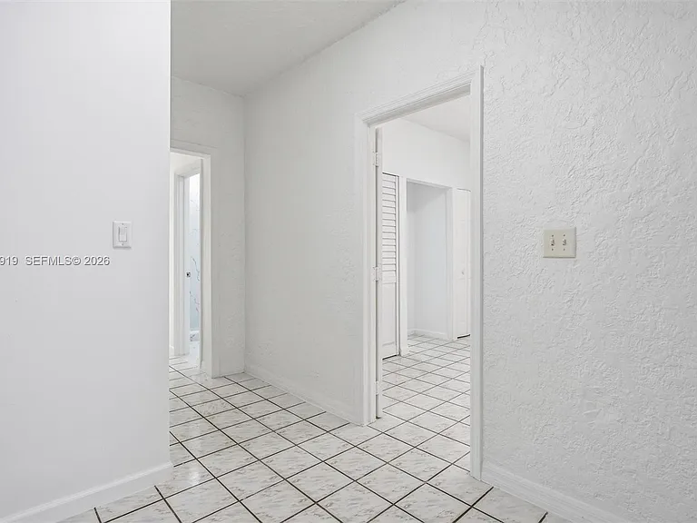 1743 SW 17th St #1 — Photo 12