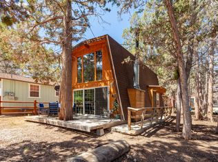 740 San Bernardino Ave, Sugarloaf, CA 92386