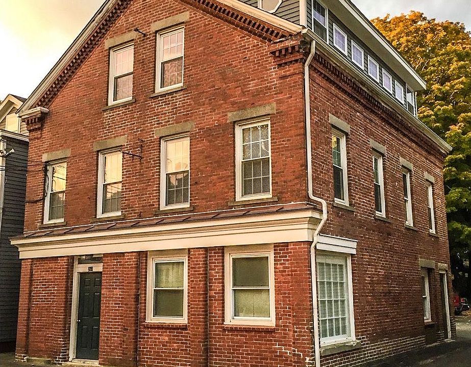 1st image of 267 Merrimac St APT 2