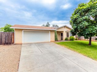 1151 Peregrine Way, Redding, CA 96003