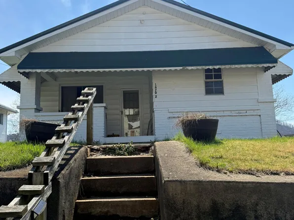 16702 Wise St, Saint Paul, VA 24283