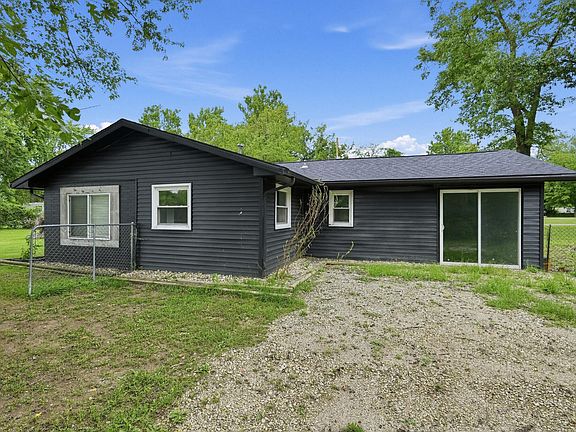 4th image of 58730 Ash Rd