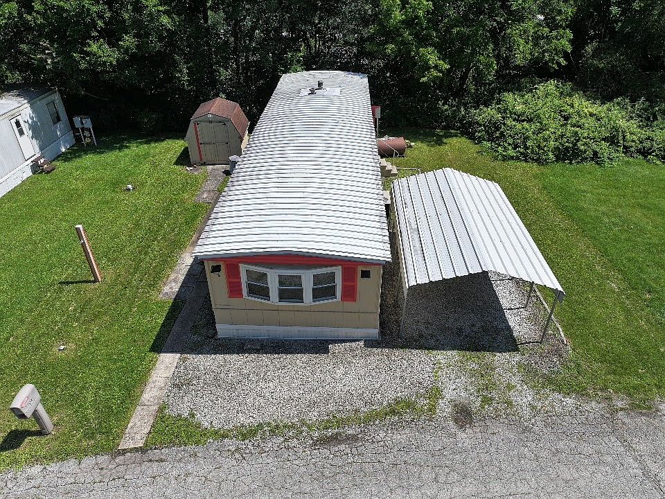 1st image of 1044 Bert Cir