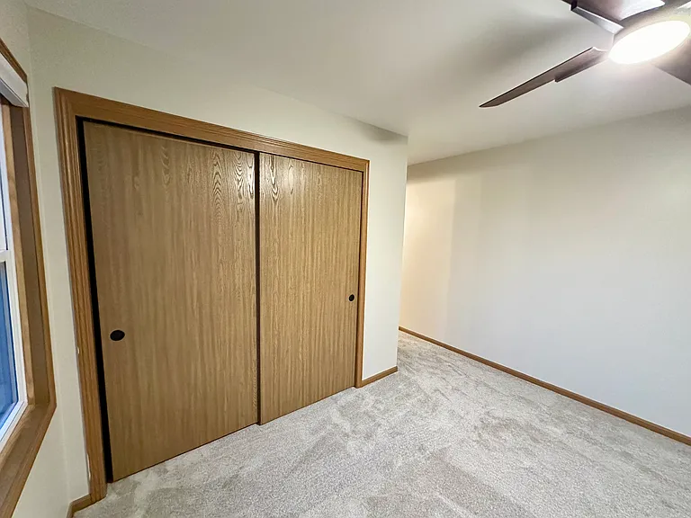 2046 Cliff Alex Ct S #4 — Photo 45