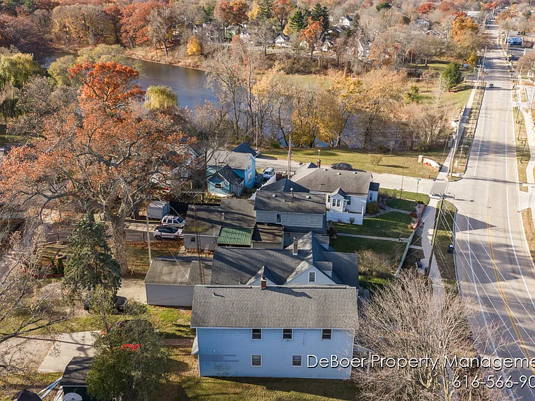 1621 Lakeshore Dr #2 — Photo 32