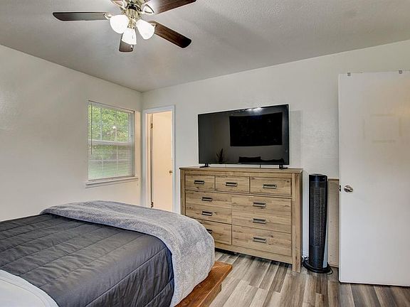 2nd image of 1208 S 19th St #1208