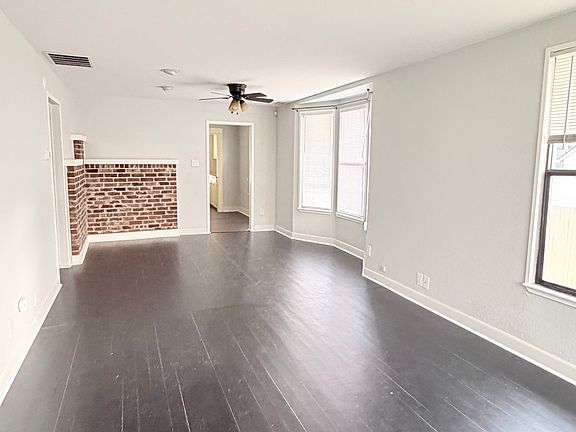 2nd image of 2425 State St