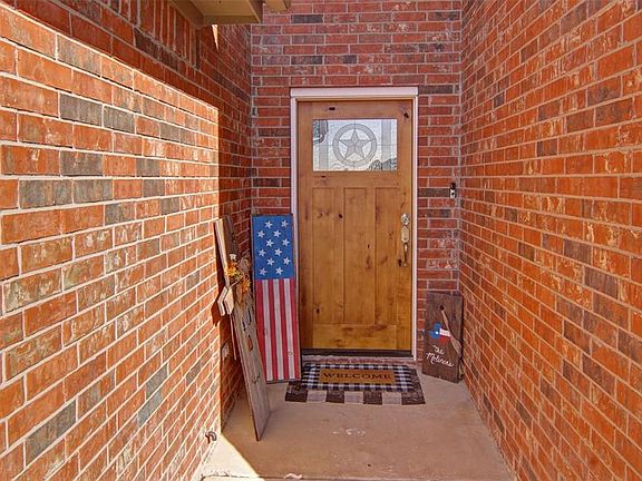 4th image of 9312 Marie Ct