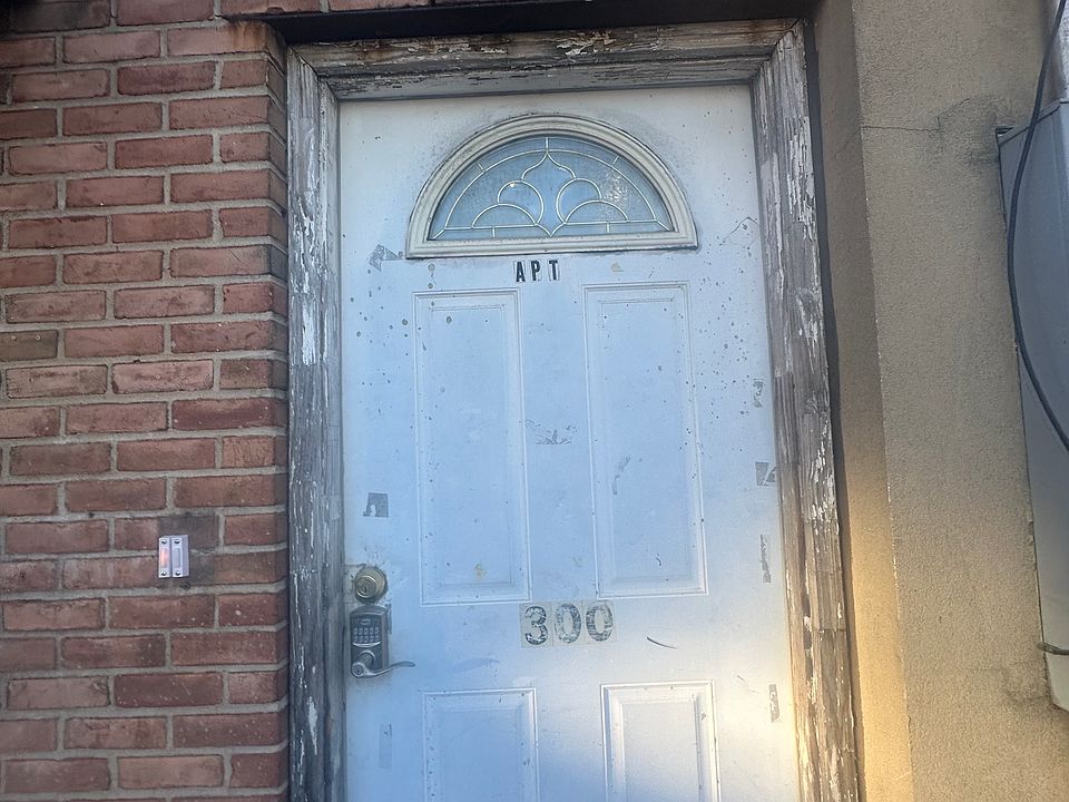 Building Photo 3