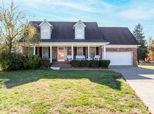 8704 Nansen Ct, Louisville, KY 40228
