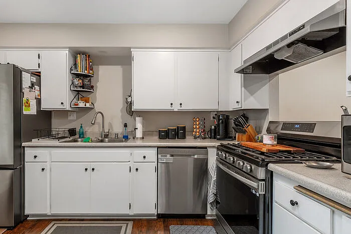 6821 Alvarado Rd #11 — Photo 14