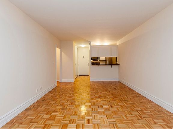 3rd image of 145 W 67th St APT 3f