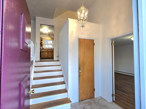 3rd image of 29 Lyman Rd