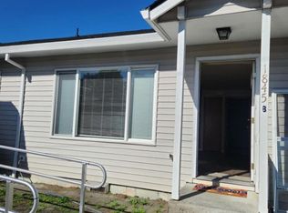 1845 Tualatin St APT B, Saint Helens, OR 97051