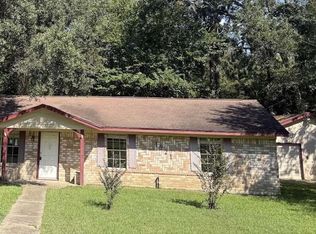 1821 Live Oak Dr, Conroe, TX 77301