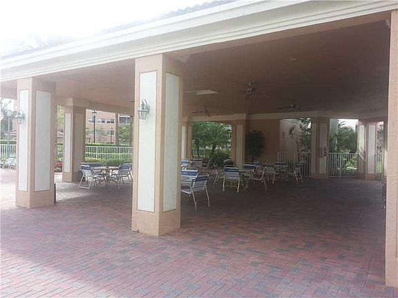 4th image of 7775 Yardley Dr APT 109