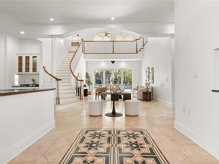 1501 Lake Markham Rd — Photo 16