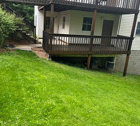 2nd image of 256 Ashford Ave Floor 1