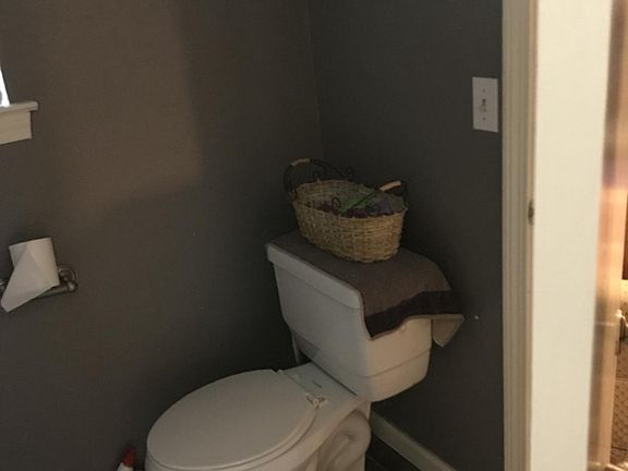 5th image of 2809 Rockbrook Dr