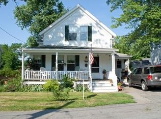 34 Vinald Rd, Medfield, MA 02052