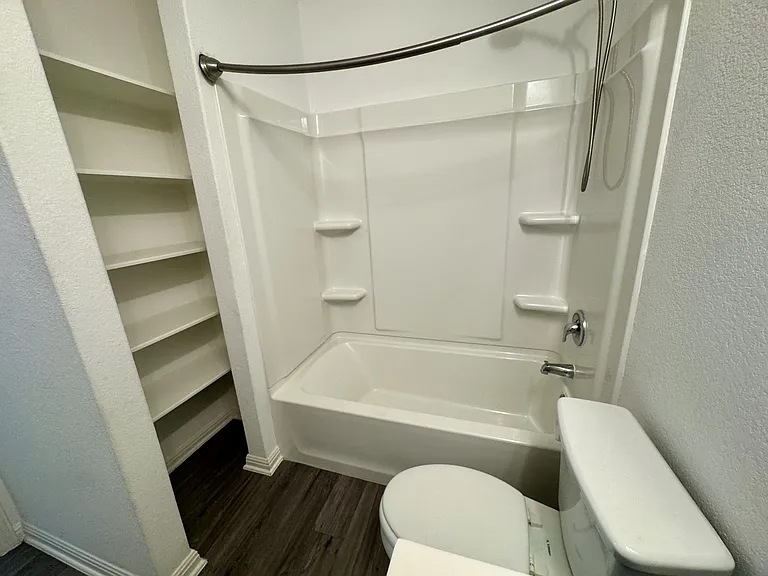 418 Lockhart St #1 — Photo 19