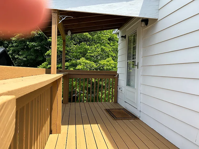 376 S Main St — Photo 2