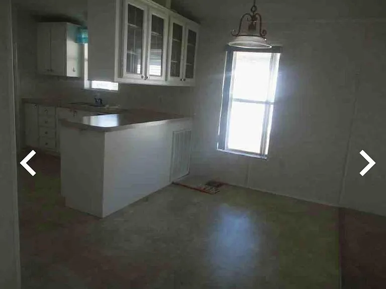 31225 Fernway St — Photo 3