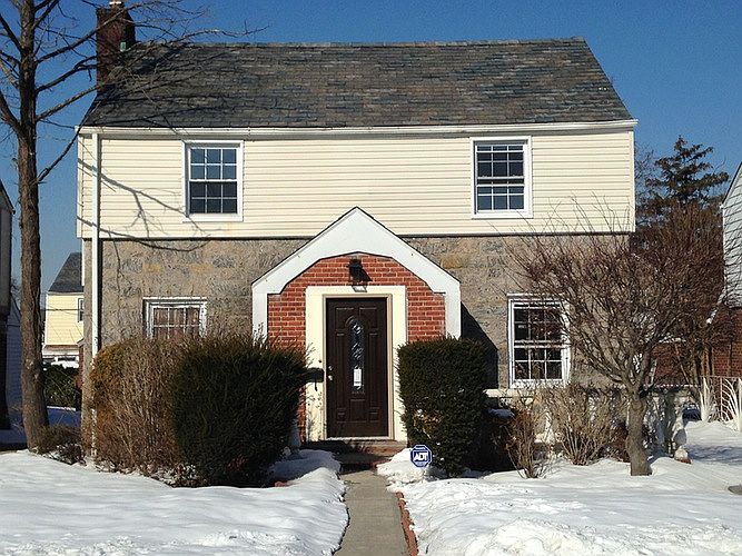 2nd image of 11506 220 St #6