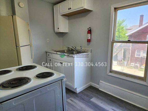 1103 Walnut Ave NE APT 4