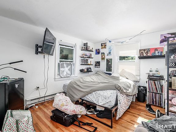 5th image of 121 Litchfield Road