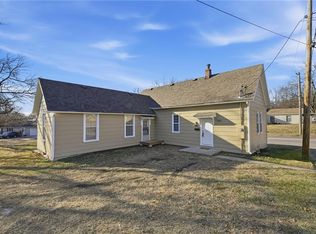 543 Buttinger Pl, Leavenworth, KS 66048