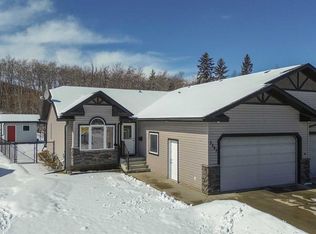 5543 E 52 Avenue Close, Innisfail, AB T4G0A1