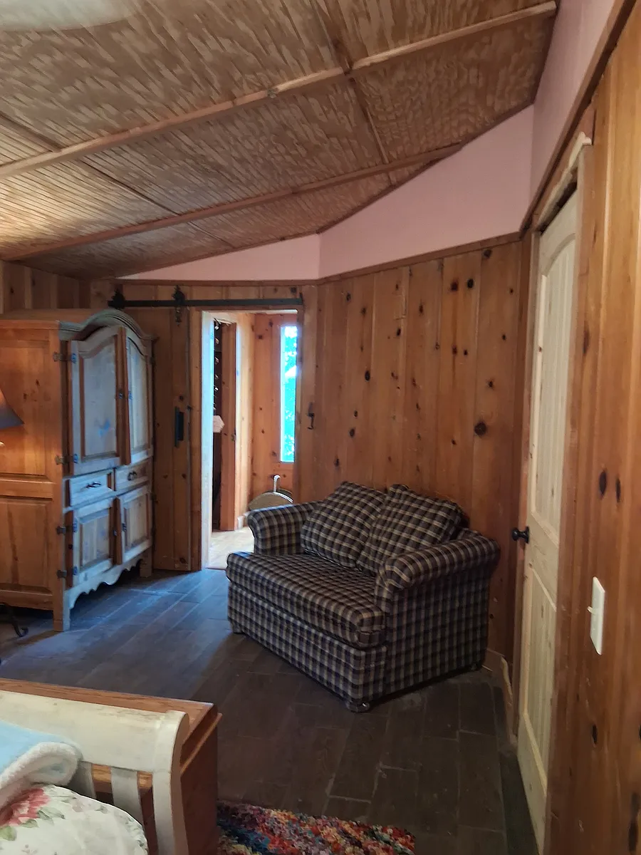 Building Photo - 160 Lake Point Dr #2