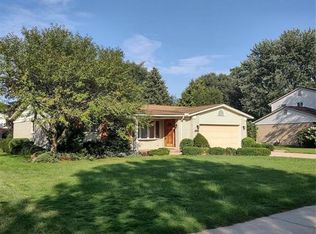 18918 Comstock St Livonia MI 48152 Zillow