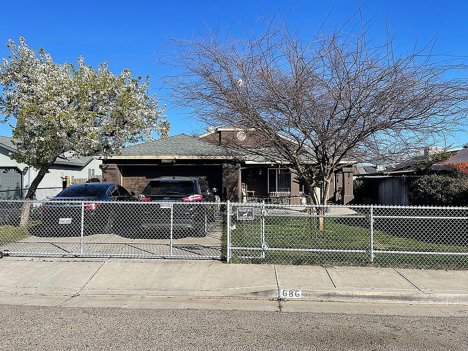 2nd image of 686 Cooper Ct