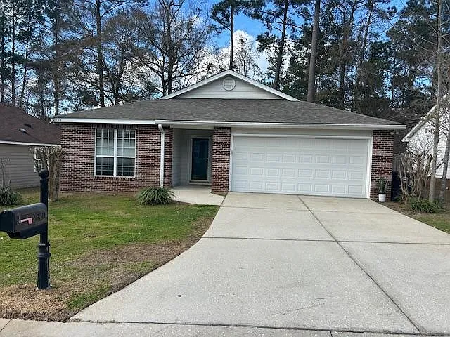 3 bed, 1461 sqft, $2,000 — Photo 1