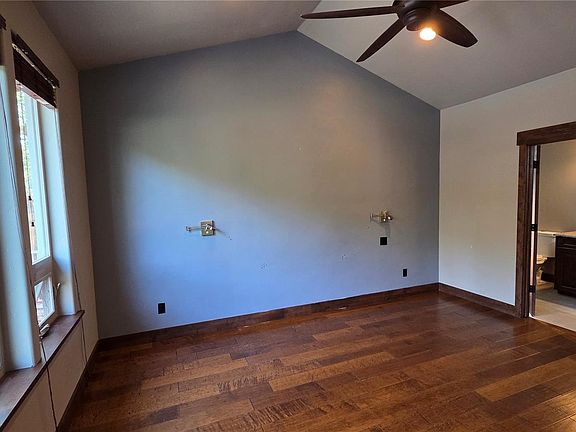 5th image of 919 Copper Drive