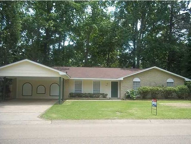 1st image of 1843 Bienville Dr