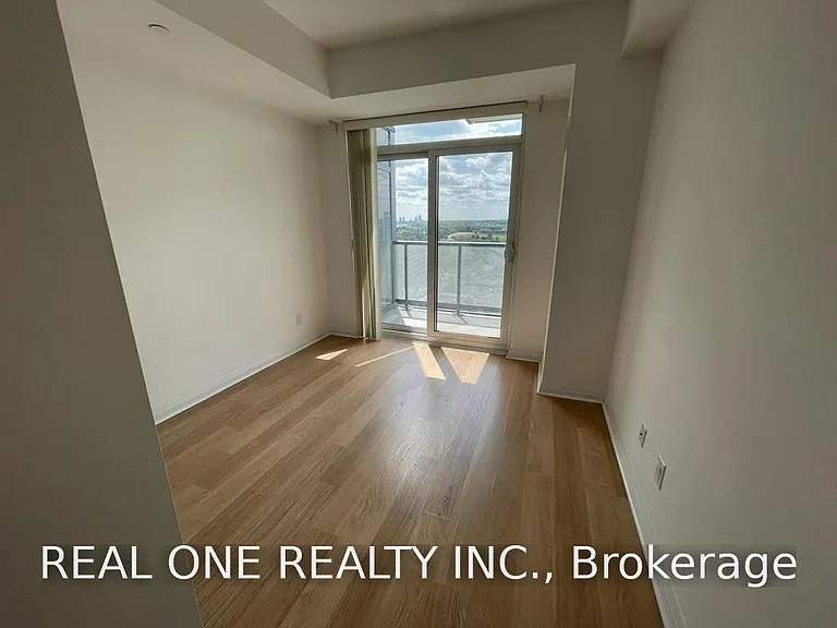 55 Oneida Cres #1605 — Photo 10