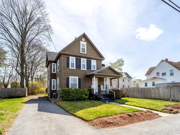 9 Dudley St, Leominster, MA 01453